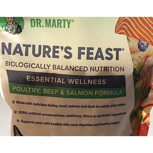 Dr. Marty Poultry, Beef, & Salmon Freeze Dried Cat Food 12 oz Bag x 3 Bags - Picture 3 of 7